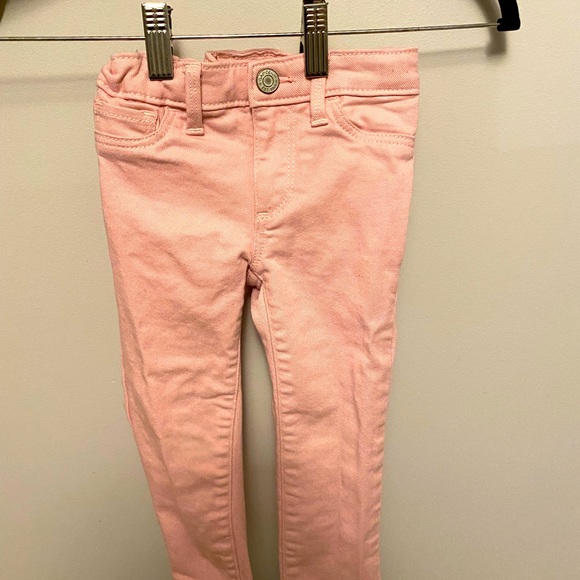 *SALE* 4 pairs of toddler jeans - Picture 9 of 10
